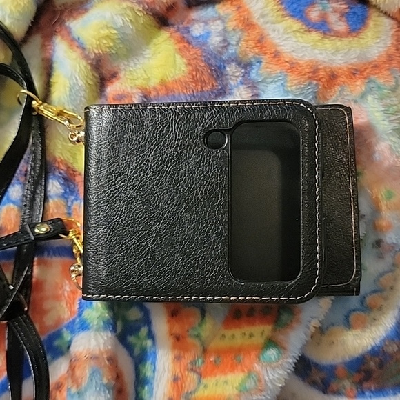 Galaxy z fold 4 5g phone case - Picture 7 of 10